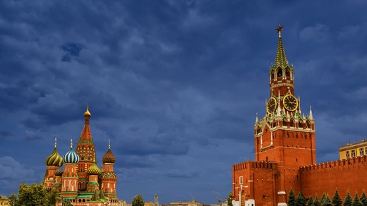 Bild von Kreml-Vertreter bei SRF: Deshalb ist Kritik am «Echo»-Interview unbegründet