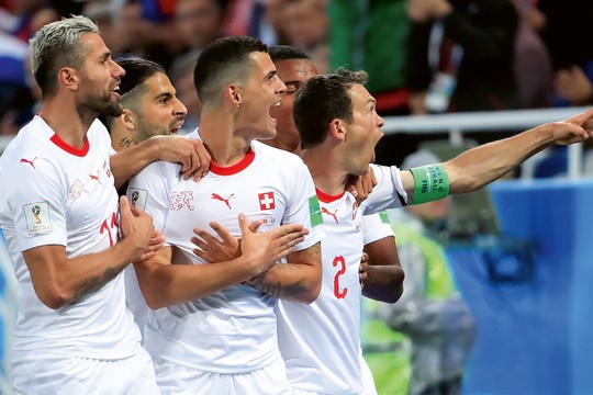 Bild von Die Kritik am Doppeladler musste sein  