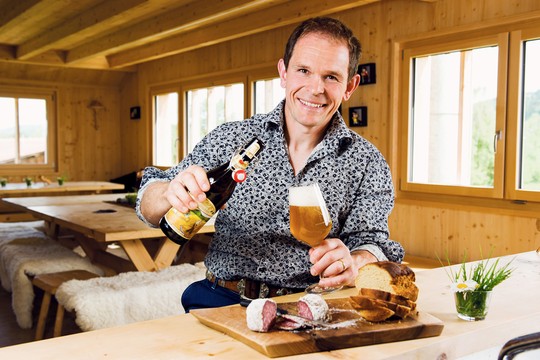 Bild von «Eusi Landchuchi – Cuisine de chez nous – Cucina nostrana»