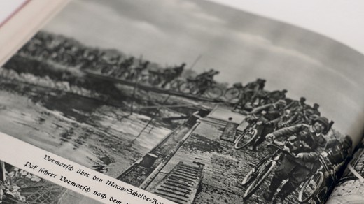 Bild von Verführung der Massen