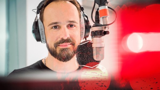 Bild von SRF-Podcast: «Die raffinierte Lüge»