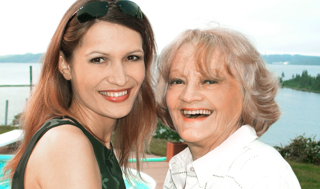 Moderatorin Regula Elsener zu Besuch bei Ines Torelli