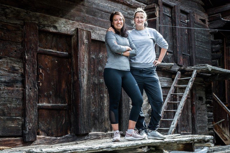 Anouk und Nina aus Zuchwil