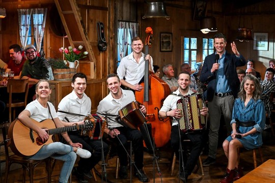 Bild von «Potzmusig»-Jubiläum: Die SRF-Volksmusik-Sendung feiert die 200. Ausgabe