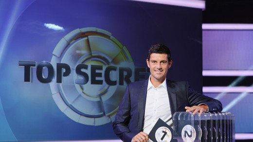 Bild von Führung im Fernsehstudio und Besuch der Sendung «Top Secret»