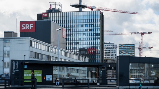 Bild von Nutzungsbilanz SRF 2022: 33,4 Prozent im TV, 52,3 Prozent im Radio