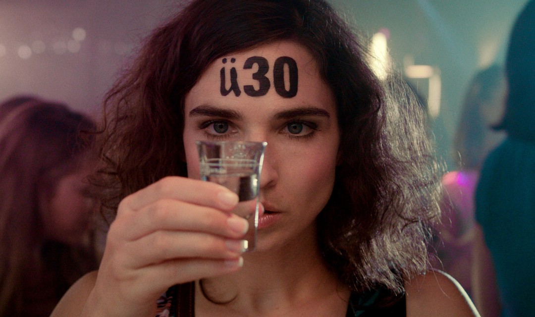 Michèle Rohrbach als Leila